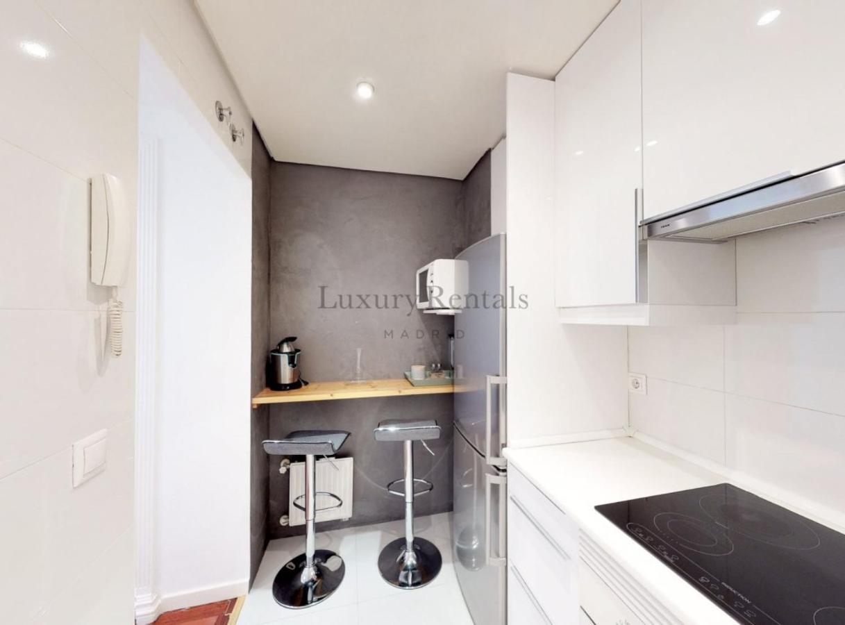Apartament San Jeronimo I Madryt Zewnętrze zdjęcie